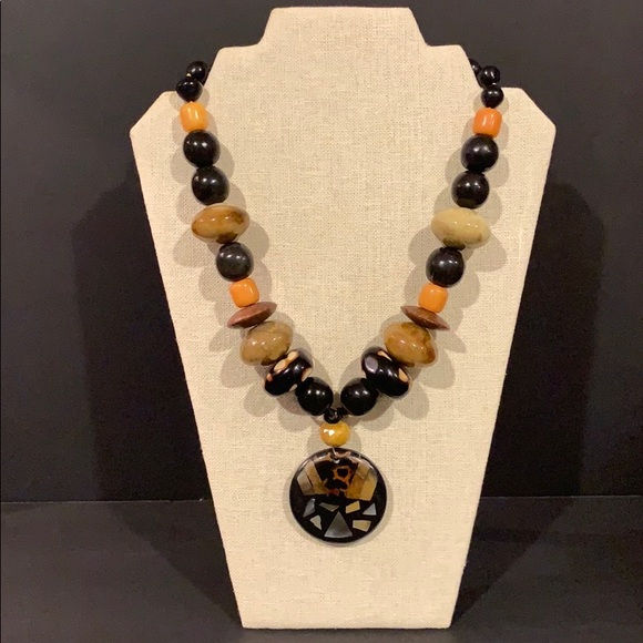 Tribal Necklace - Picture 1 of 2